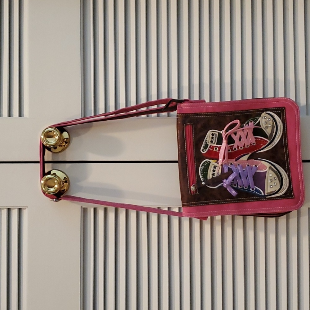 Adorable High Quality Shoelace Purse
